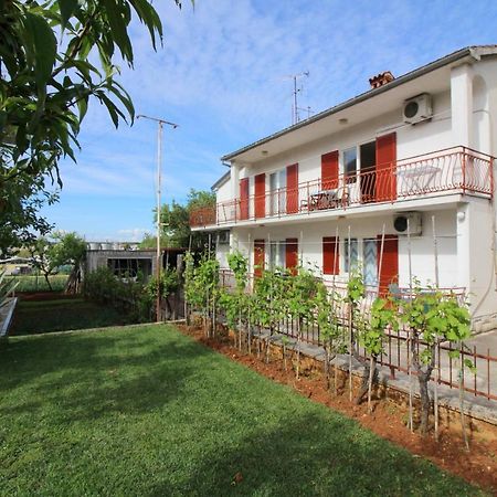 Apartment Franjo near center Poreč Exterior foto
