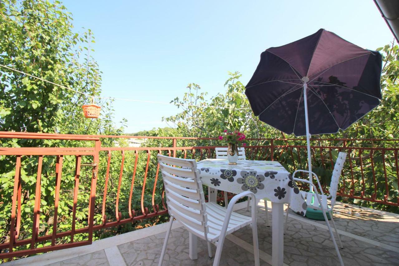 Apartment Franjo near center Poreč Exterior foto